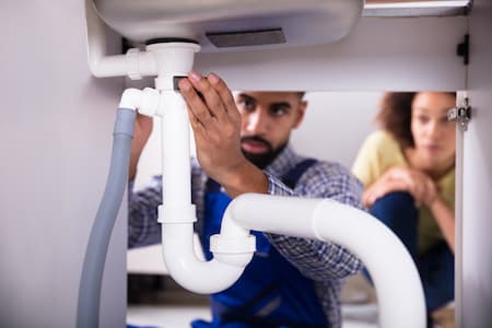Tips for Navigating a Plumbing Emergency